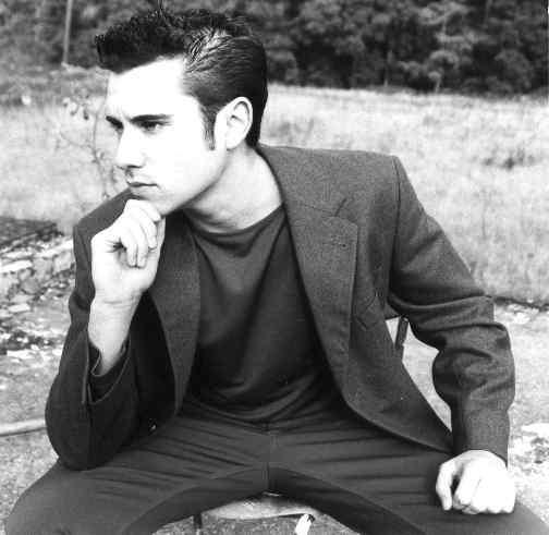 Größe: 180 cm
Gewicht: 70 kg
Wohnort: Darmstadt
Beruf: Student
E-Mail: 2Dogs@gmx.de