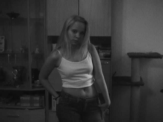 159cm gro&szlig;, 55kilo schwer.