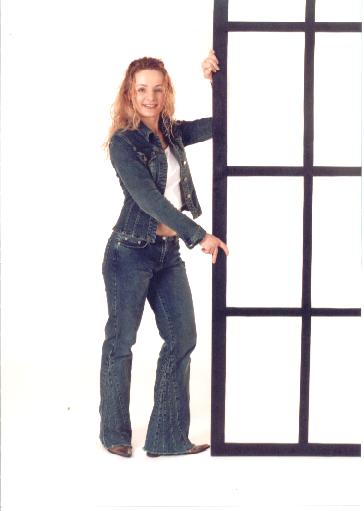 Liebe Gr&uuml;&szlig;e aus dem Saarland. :)